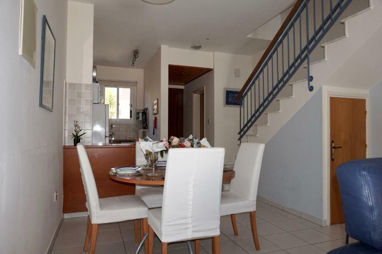 Aurora Townhouse - Complimentary Paphos Airport Transport Villa Ngoại thất bức ảnh