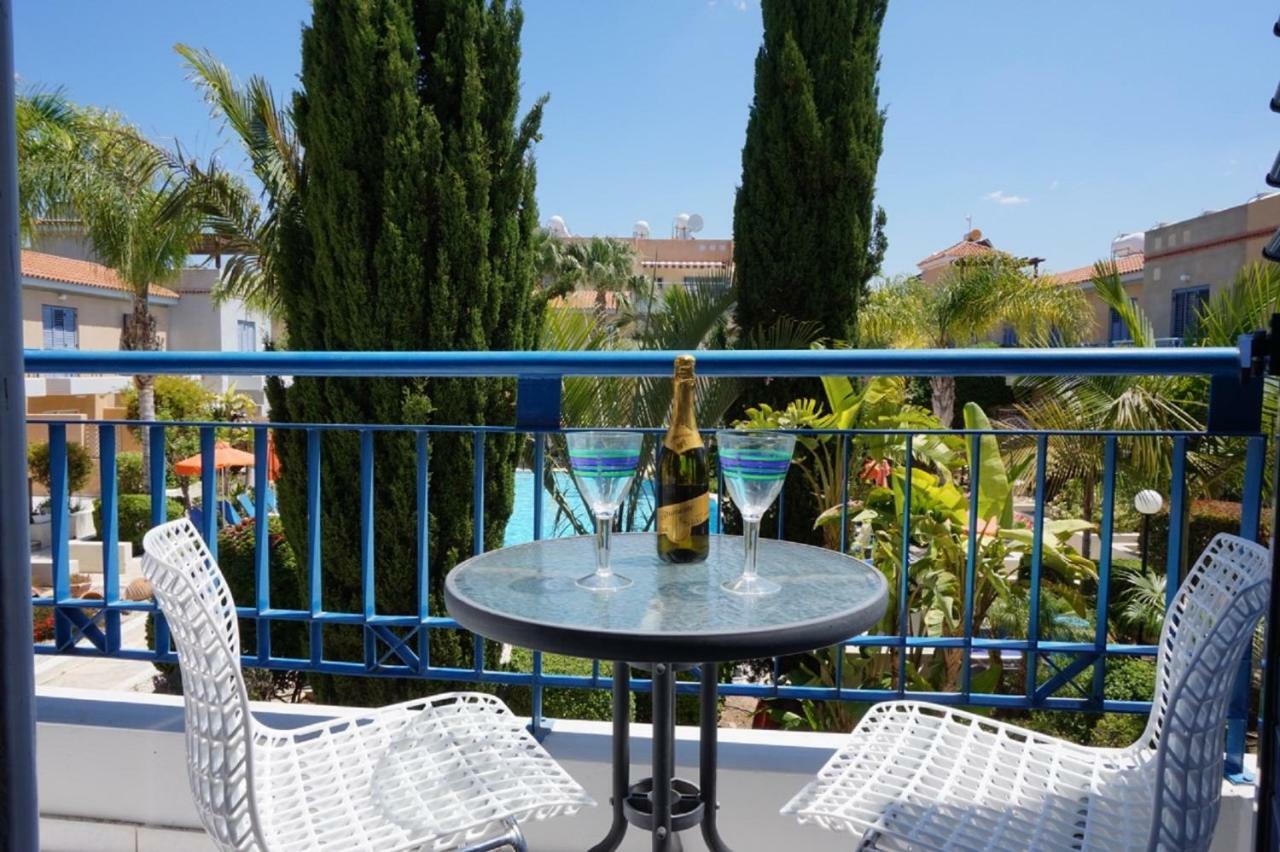 Aurora Townhouse - Complimentary Paphos Airport Transport Villa Ngoại thất bức ảnh