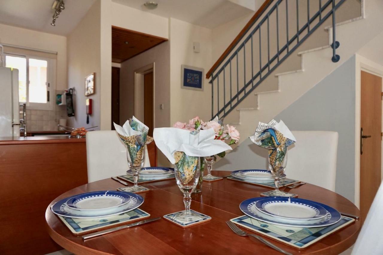 Aurora Townhouse - Complimentary Paphos Airport Transport Villa Ngoại thất bức ảnh