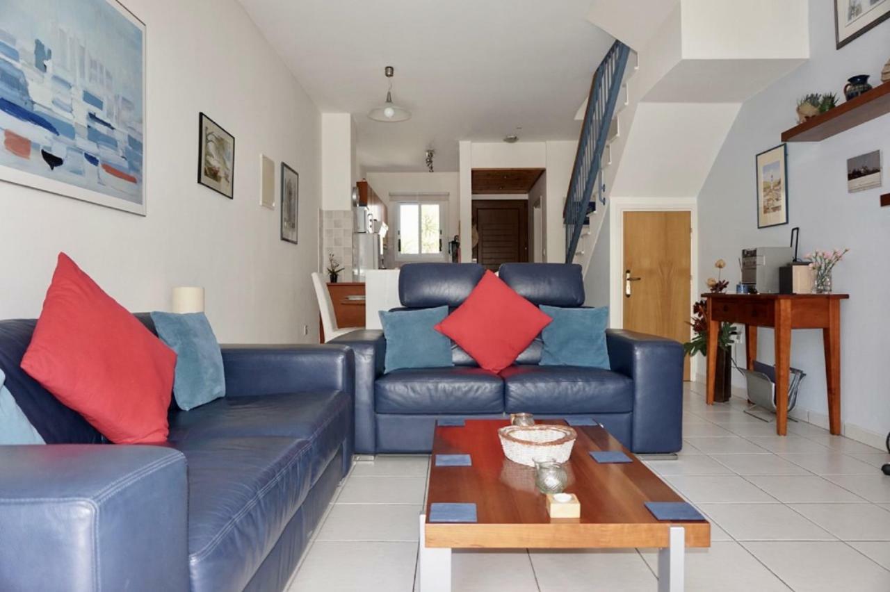 Aurora Townhouse - Complimentary Paphos Airport Transport Villa Ngoại thất bức ảnh