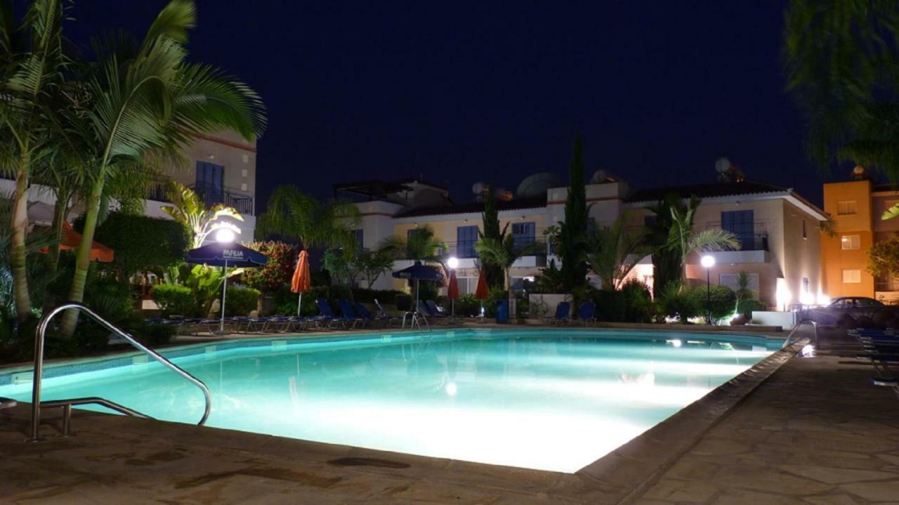 Aurora Townhouse - Complimentary Paphos Airport Transport Villa Ngoại thất bức ảnh